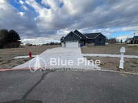 Building Photo - 1104 Cypress Loop