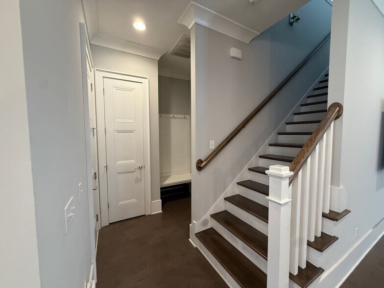 Building Photo - Gorgeous Home in Summerlin (Auburn)