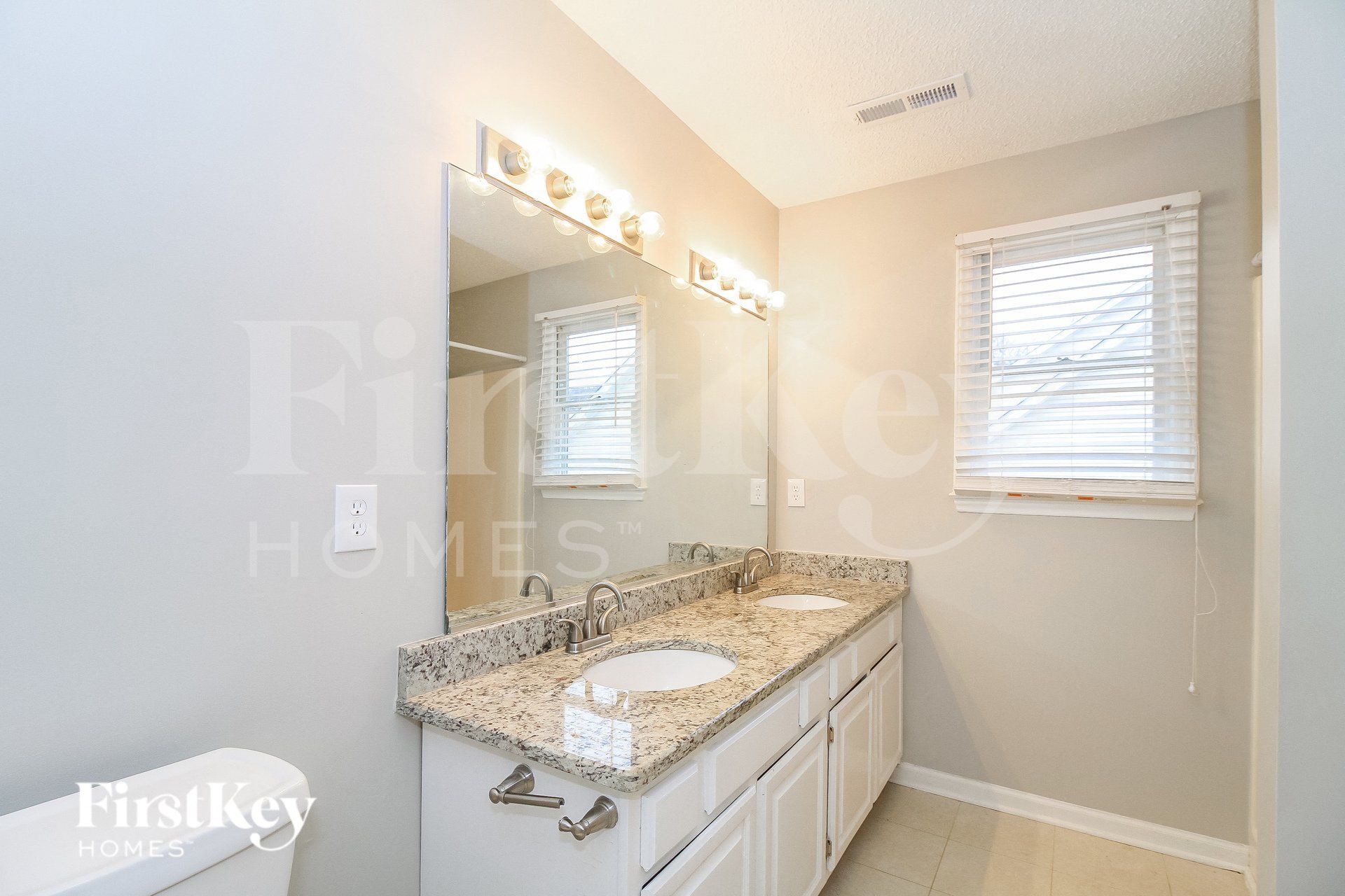 Building Photo - 3302 Sparrowhawk Dr