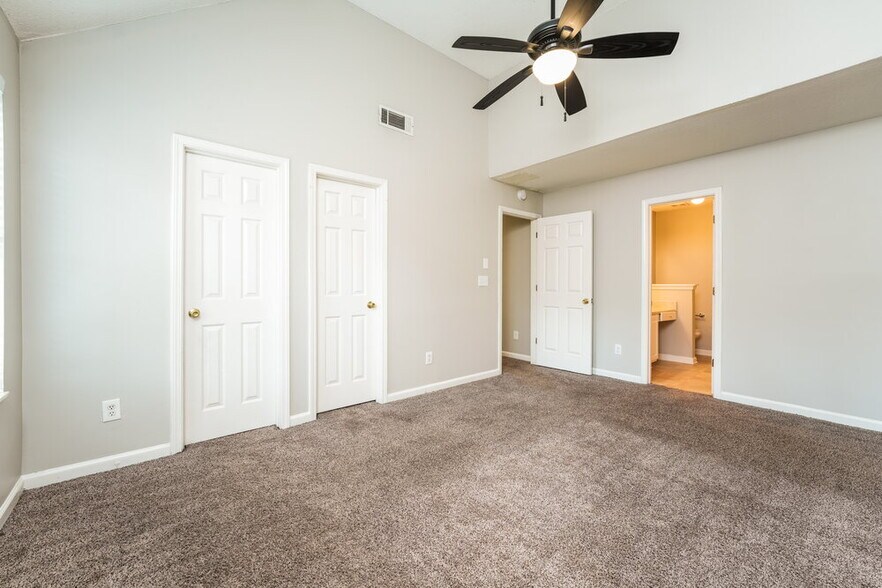 Building Photo - 6576 Browns Mill Ferry Dr