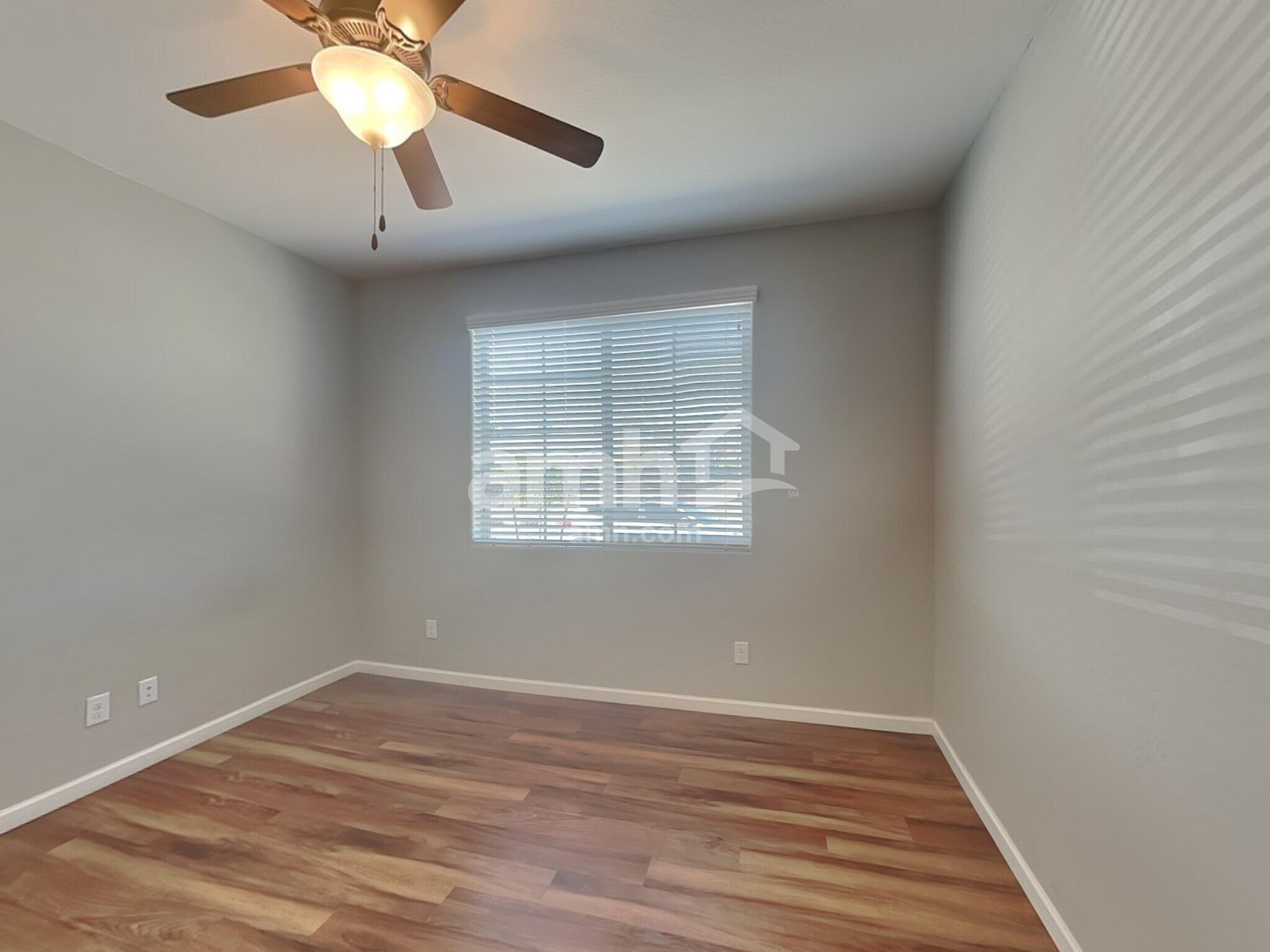 Building Photo - 20773 W Maiden Ln