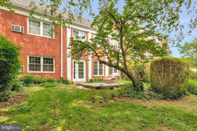 Building Photo - 1760 Preston Rd