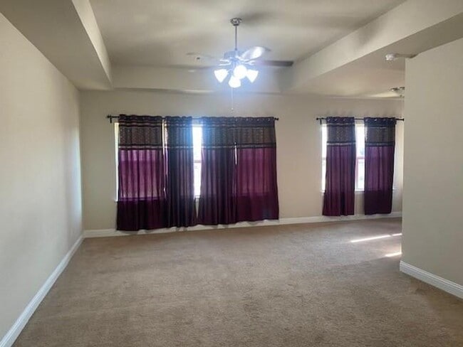 Building Photo - Breathtaking 4-bedroom home in the highly ...