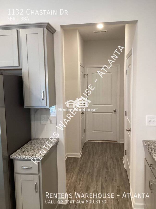 Building Photo - 1132 Chastain Dr