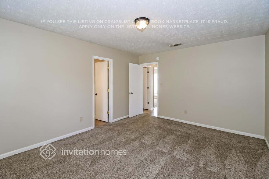 Building Photo - 146 Forest Pl