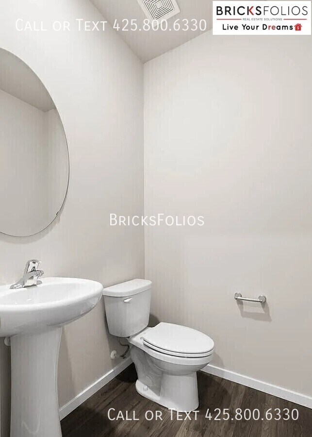 Building Photo - Puyallup's Serene Sanctuary: Experience th...