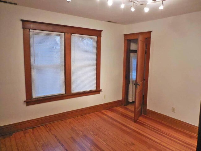 Building Photo - 212 W Michigan Ave