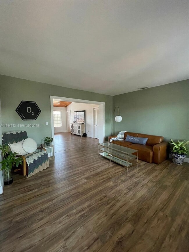 Building Photo - 8301 SW 27th Terrace