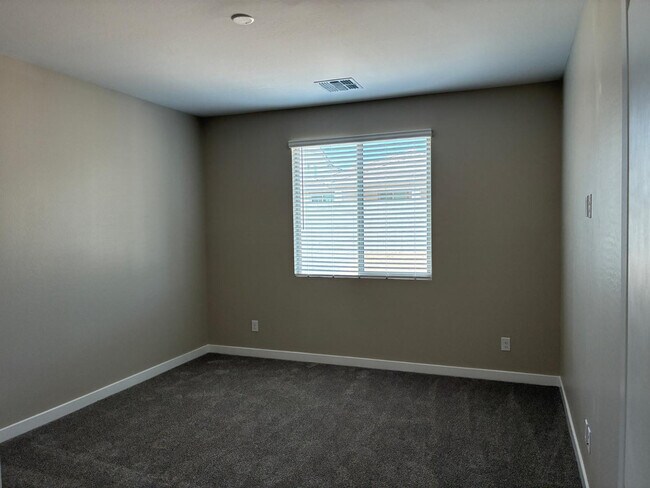 Building Photo - 18372 W Villa Chula Ln