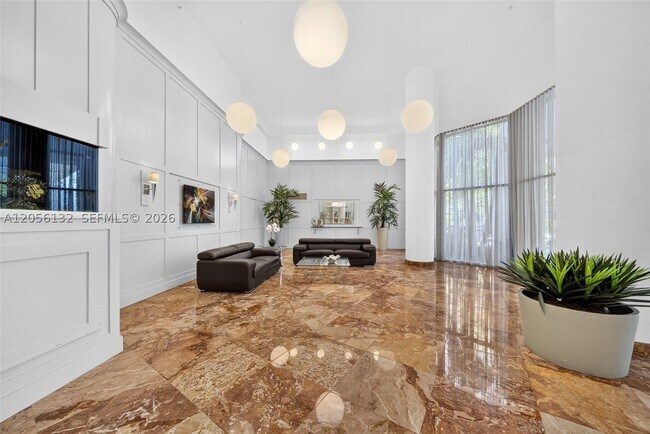 Building Photo - 3600 Mystic Pointe Dr
