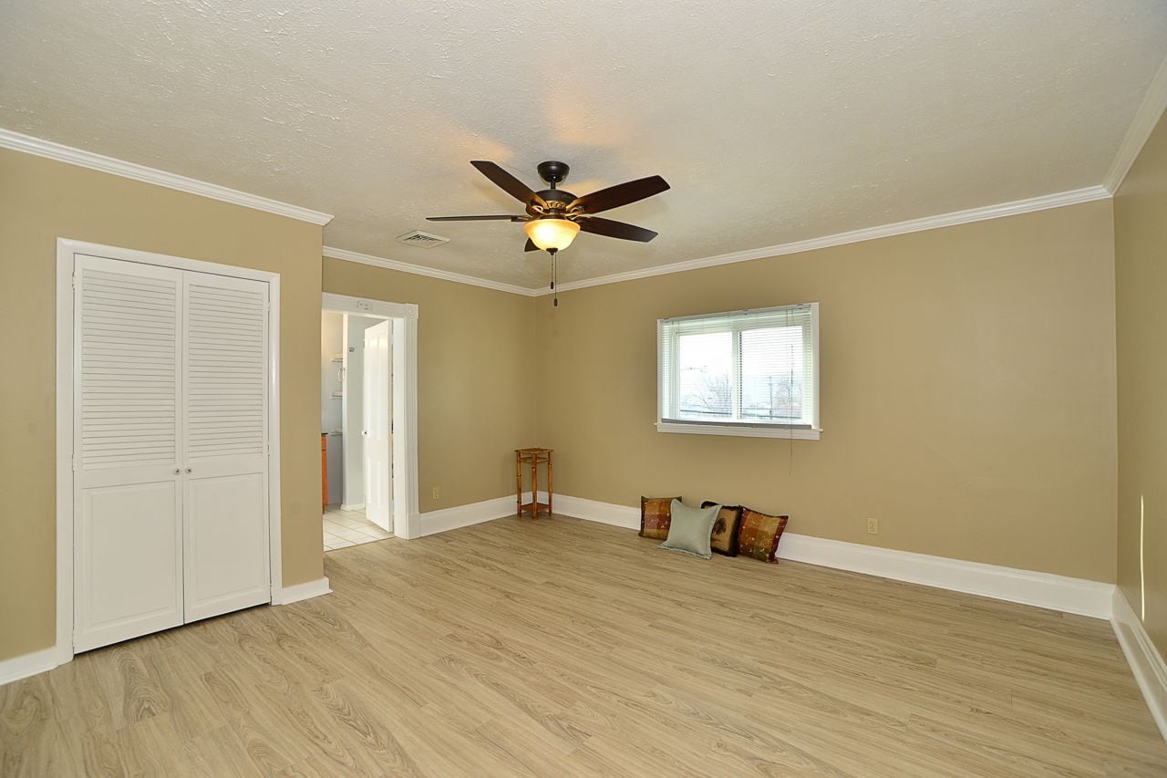 Master bedroom - 98 Ohio River Blvd