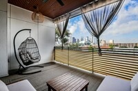 Building Photo - 2412 Canal St