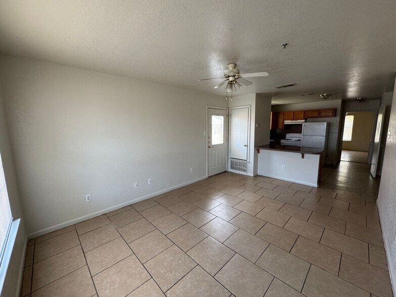 Building Photo - 1106 Lansberry Ct