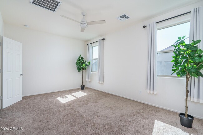 Building Photo - 17945 W Monte Lindo Ln