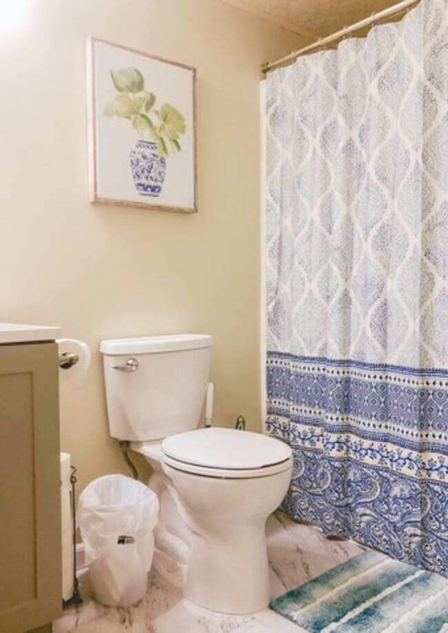 Building Photo - Fully Furnished and Stocked Monthly Rental