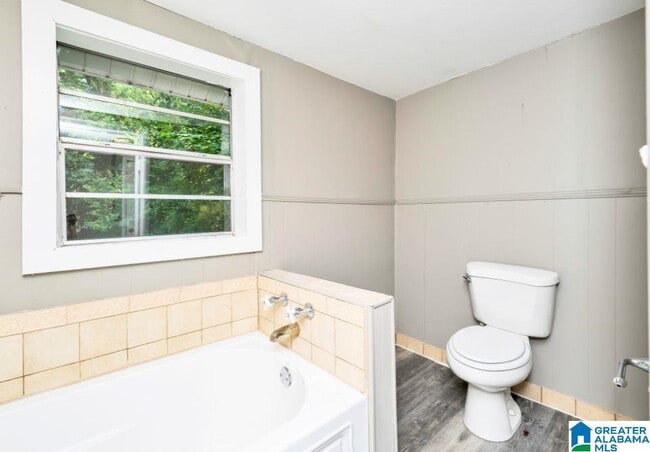 Building Photo - 341 Killough Dr