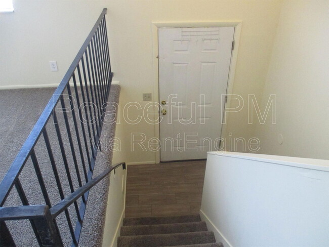 Building Photo - 4693 S Arlington Park Dr