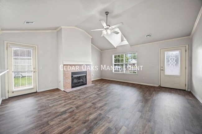 Building Photo - 1308 S C Ct