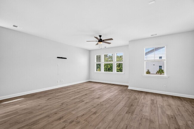 Building Photo - 5214 New Palm Ct