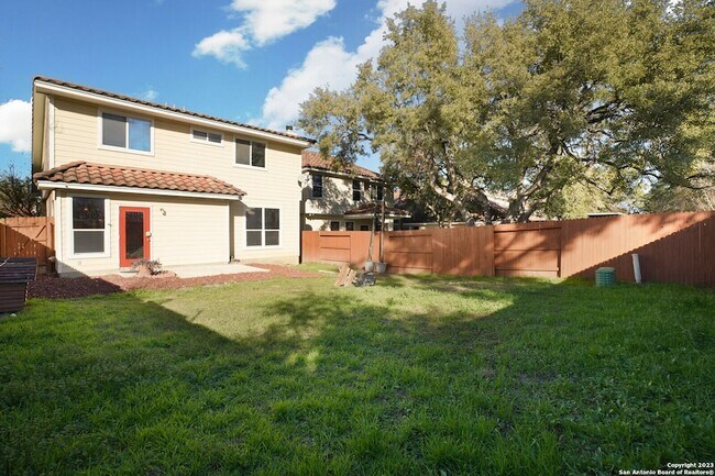 Building Photo - 1354 Crown Brook