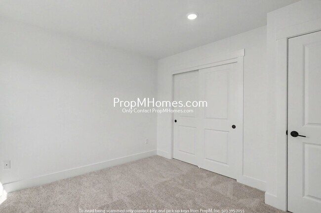 Building Photo - 14560 NW Lazarus Ln