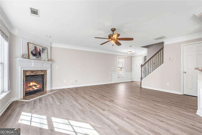 Building Photo - 268 Balaban Cir