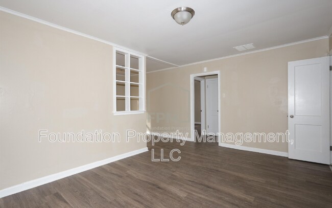 Building Photo - 3591 Wilshire Rd