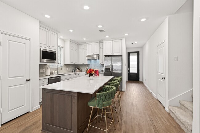 Building Photo - 27118 Angel Creek Ln