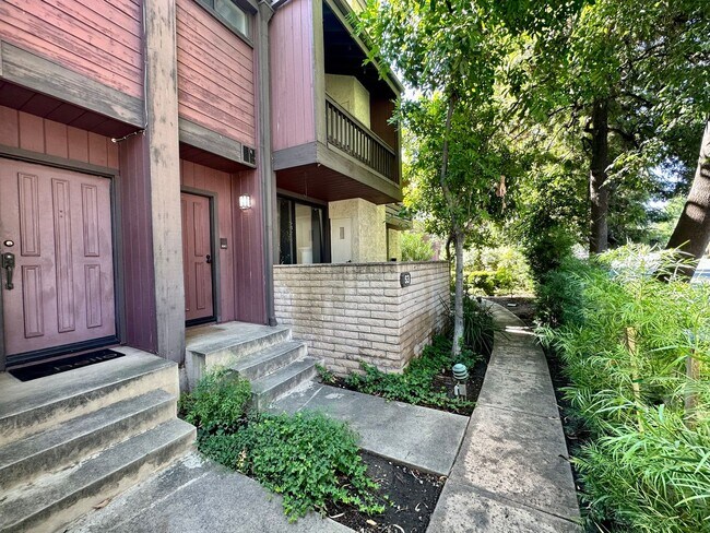 Building Photo - 21930 Marylee St