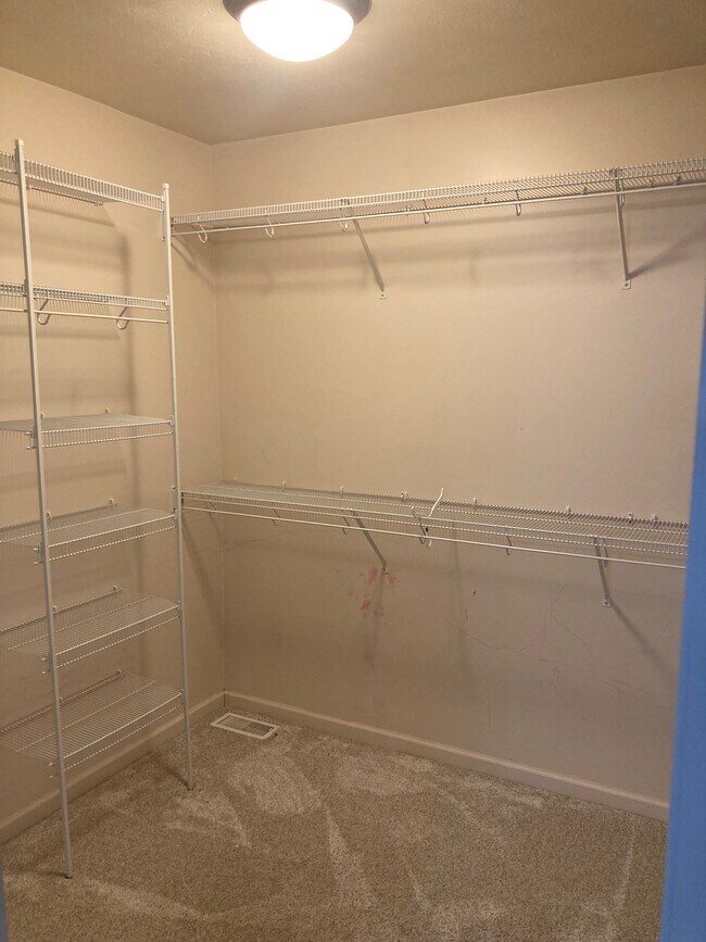 Building Photo - 4555 Cider Wood Dr NW