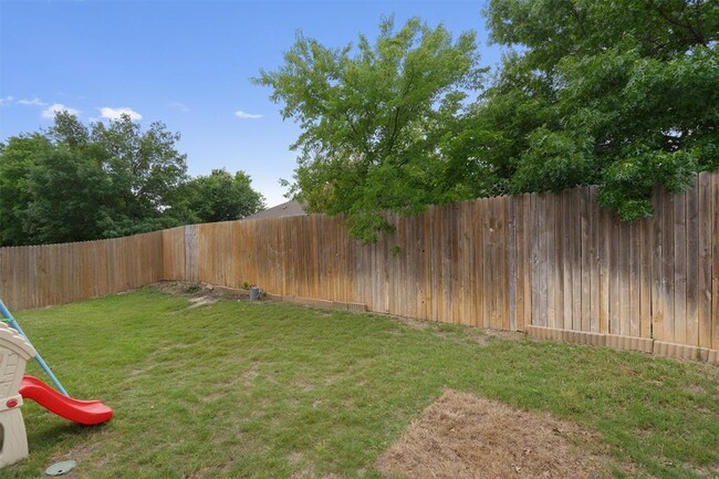 Building Photo - 335 Cibolo Creek Dr