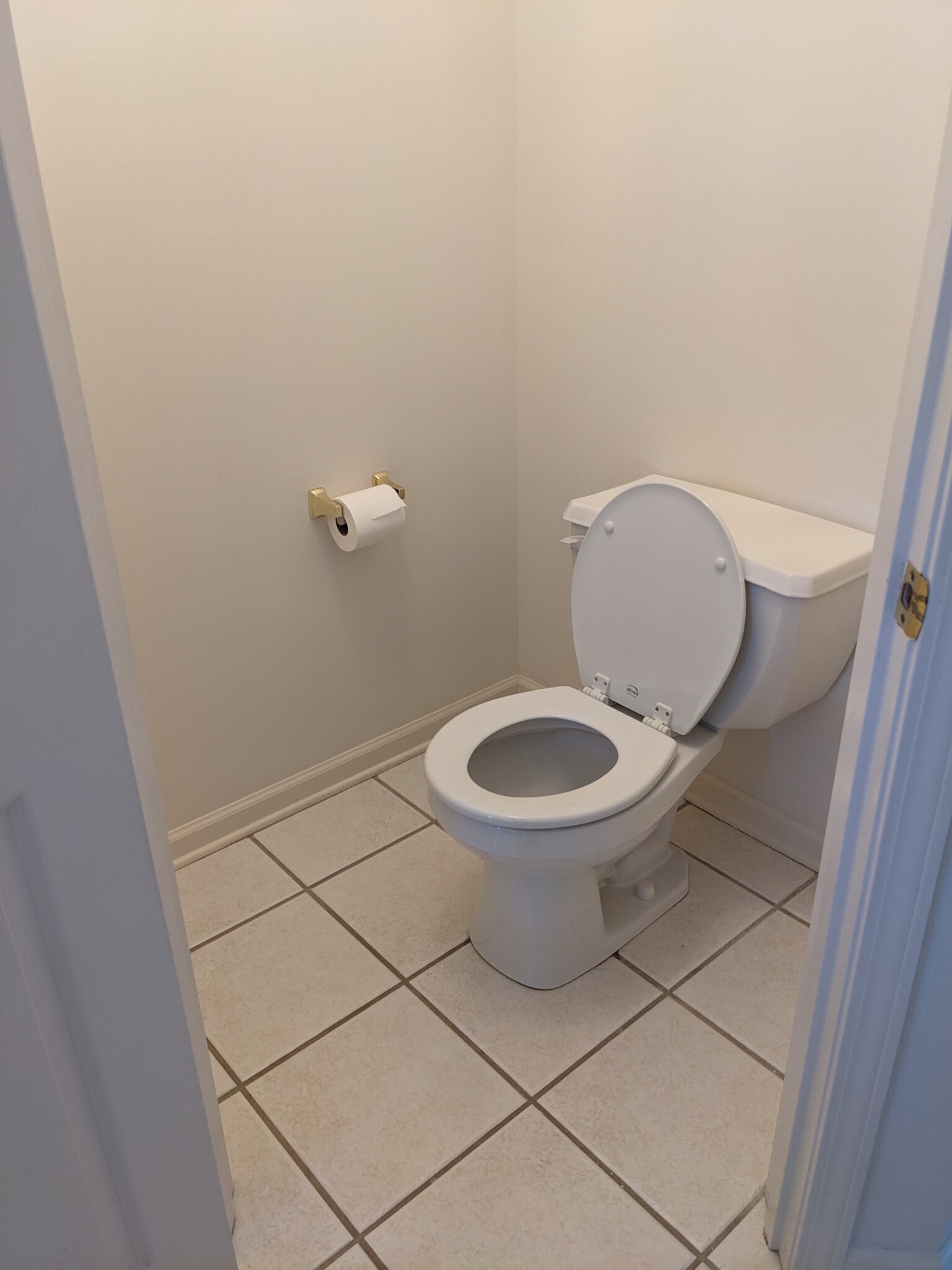 Bathroom - 628 Hadlow St