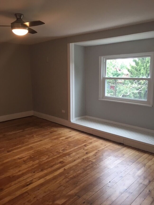 Building Photo - 6047 Stanton Ave