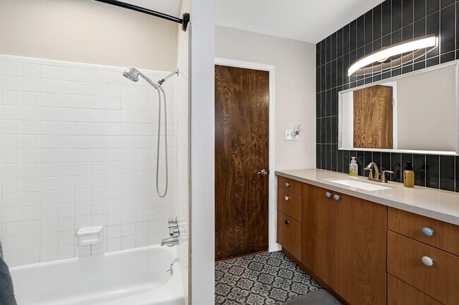 Building Photo - 18210 Barbuda Ln