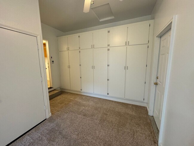 Building Photo - Beautiful 3 Bedroom In Eugene MOVE IN SPECIAL $300 off 1st month rent
