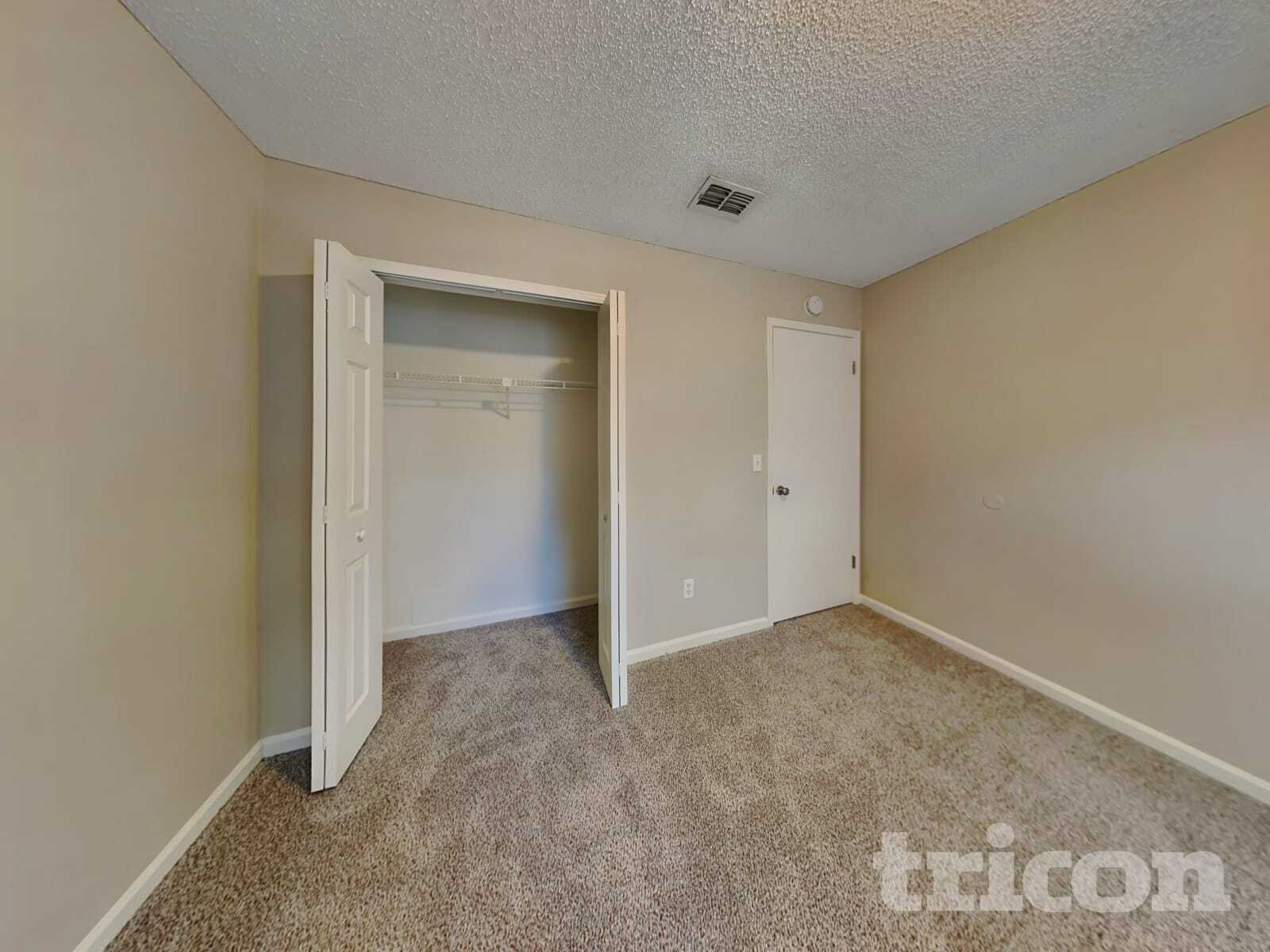 Building Photo - 7412 Amandas Crossing Dr N