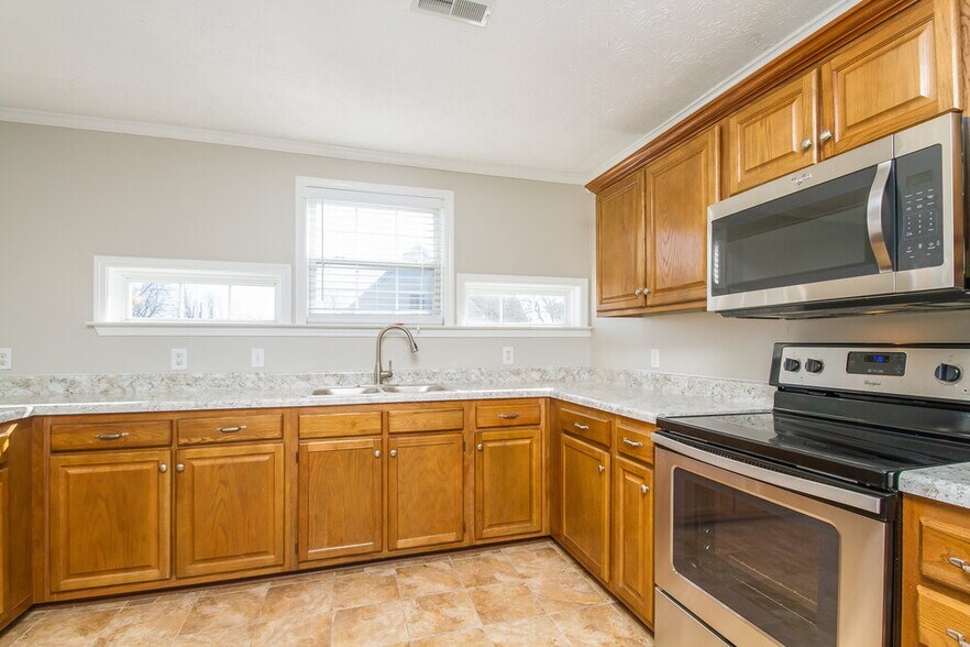 Building Photo - 1238 Cason Trail