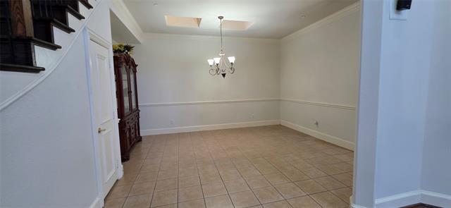 Building Photo - 1001 Llano Trce