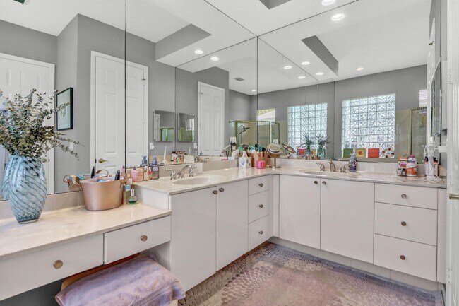 Building Photo - 4193 NW 53rd St