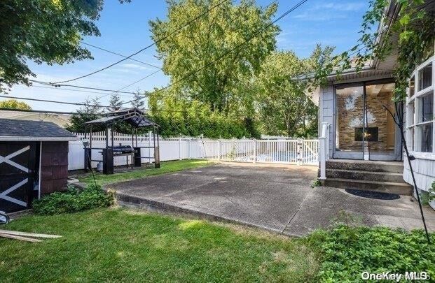 Building Photo - 434 S Marginal Rd