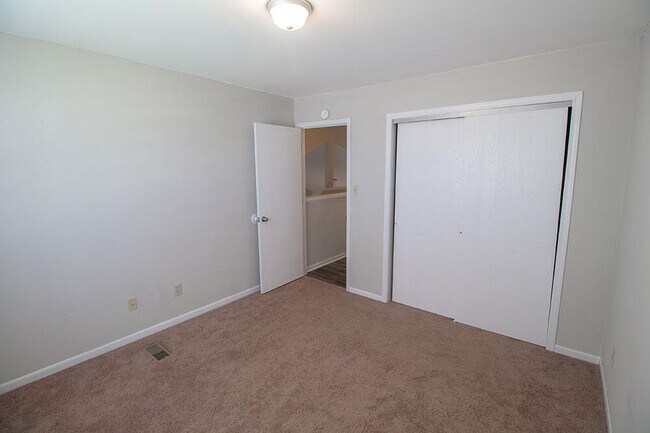 Building Photo - 3510 Forum Blvd