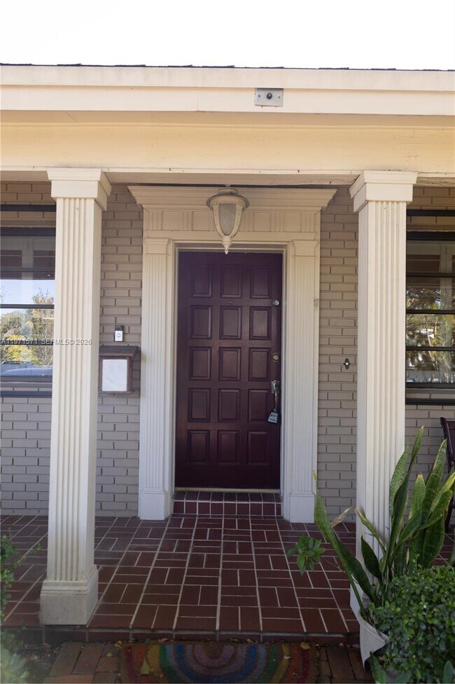 Building Photo - 13125 SW 83rd Ave