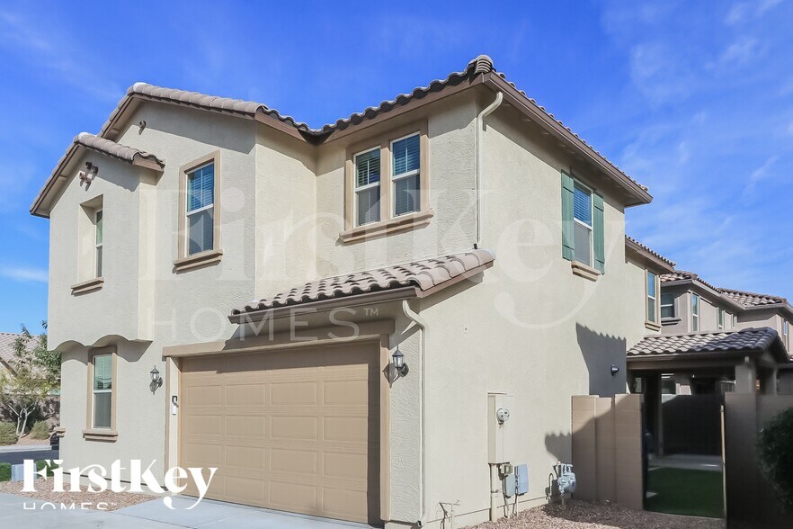 Building Photo - 5115 E Greenway St