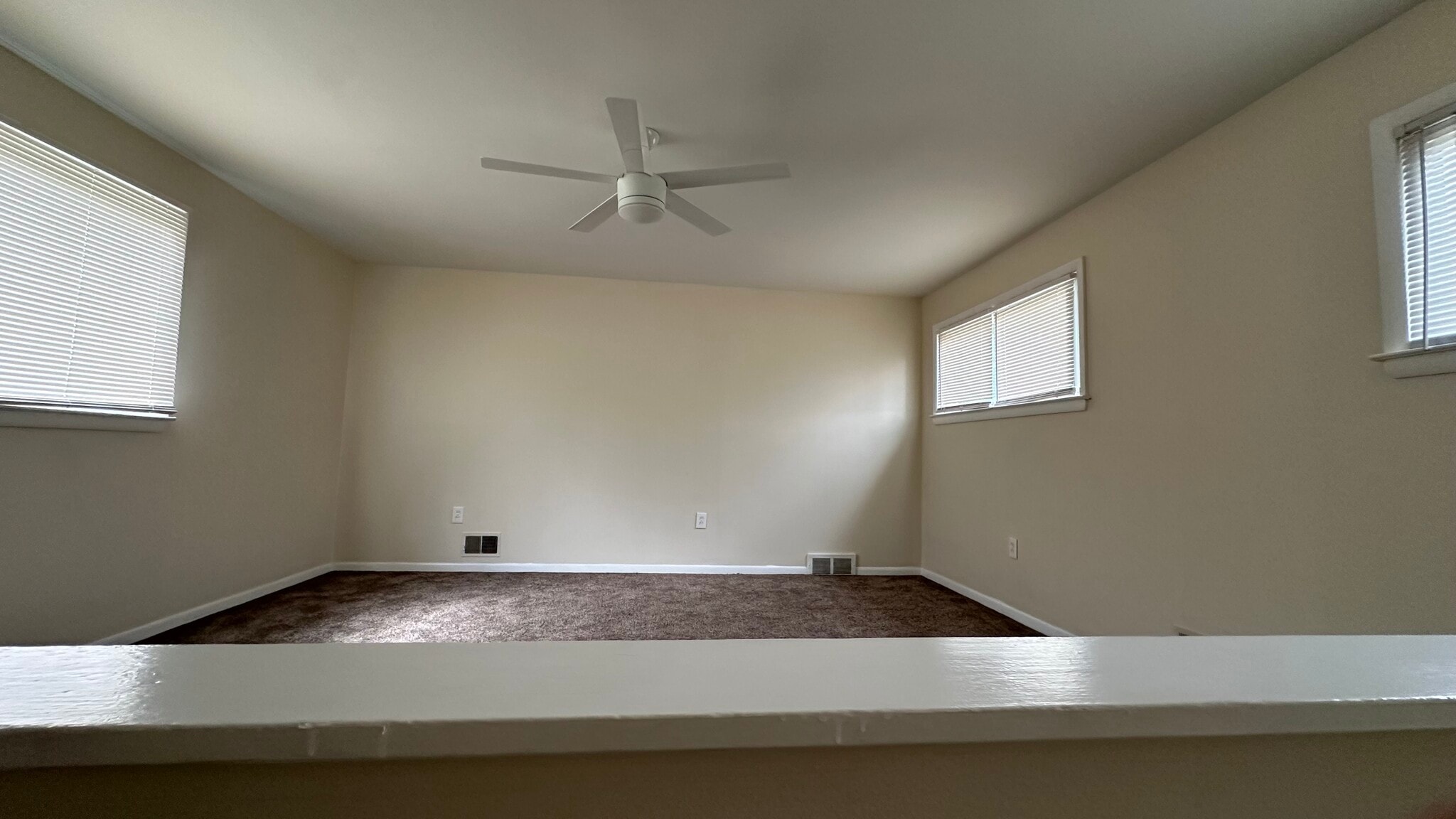 Building Photo - 2945 Burdette St