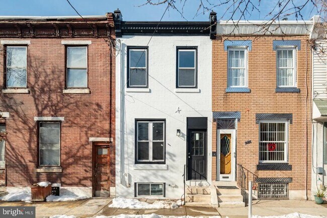Building Photo - 3060 Salmon St