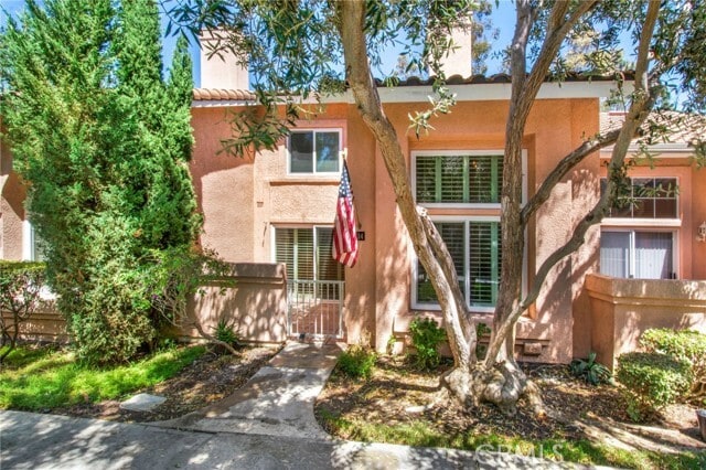 Building Photo - 14 Tricolored Ln