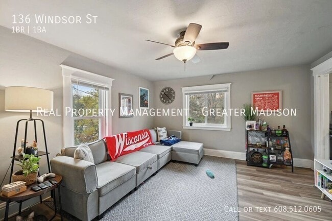 Building Photo - 136 Windsor St