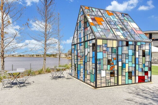 Building Photo - Gorgeous 3/2 Spacious Home with a Fenced Backyard and a Detached 2 Car Garage in the Desirable La...