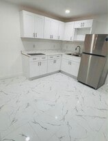 Kitchen - 4432 Perch St