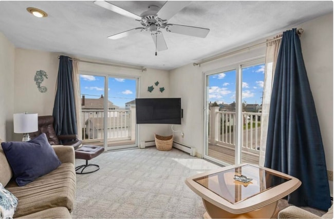 Building Photo - 68 Kings Hwy